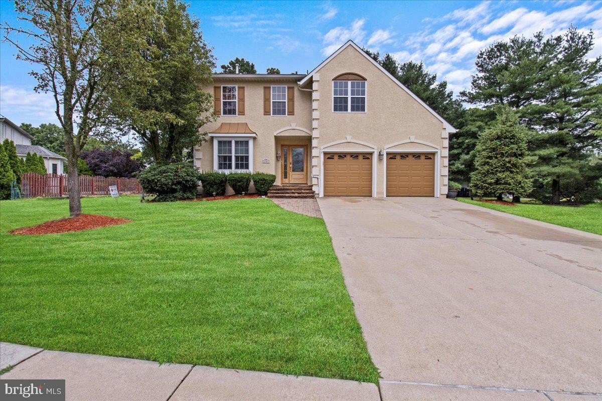 Currently Displayed Property Photo