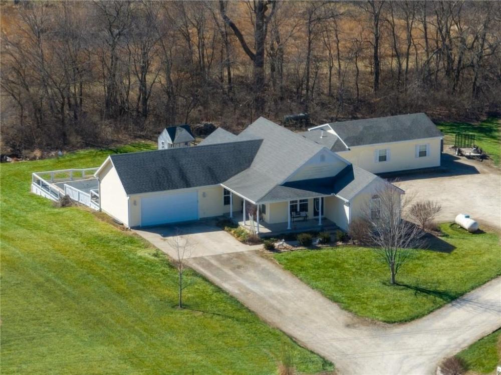 Currently Displayed Property Photo