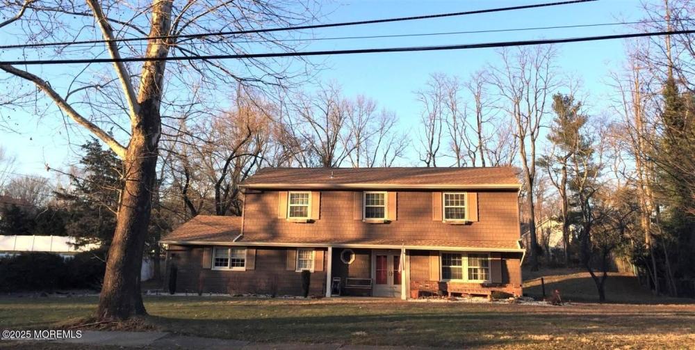 Currently Displayed Property Photo