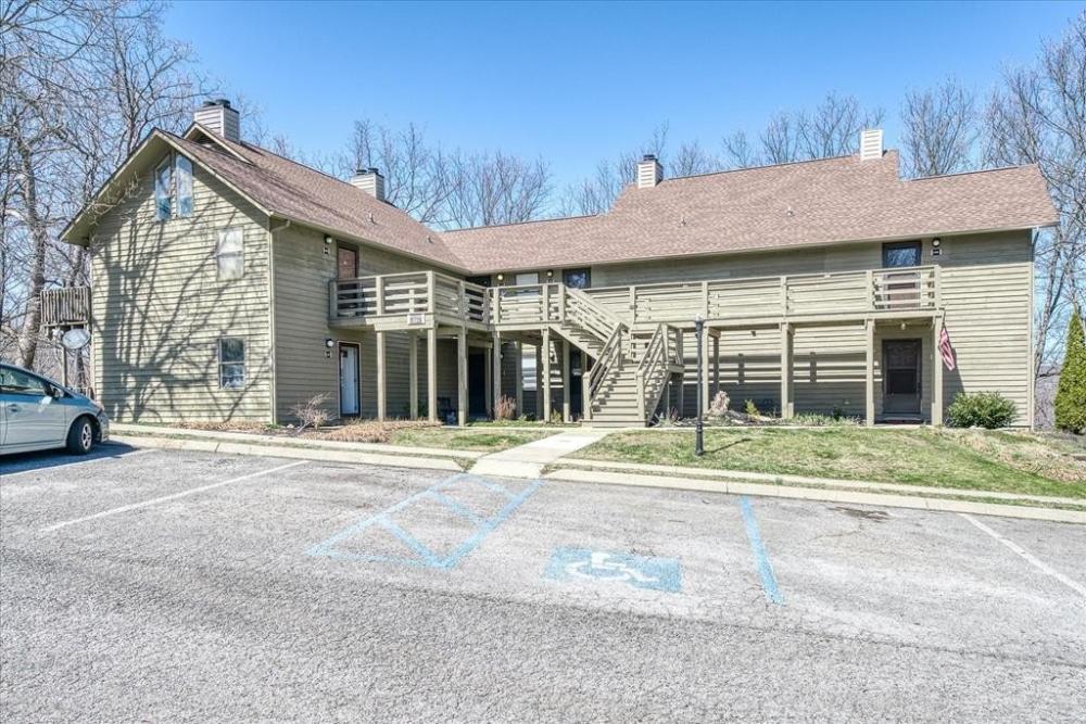 Currently Displayed Property Photo