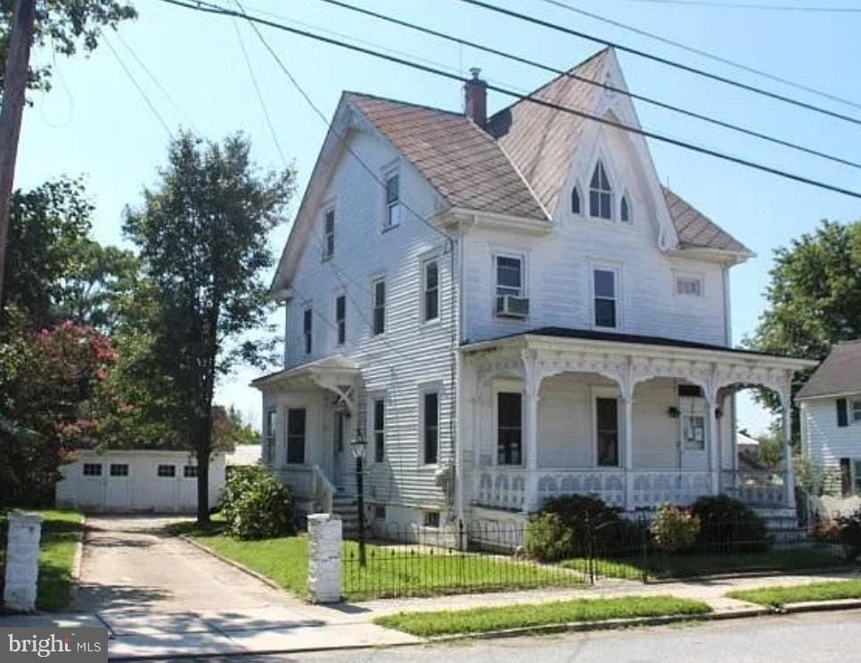 Currently Displayed Property Photo