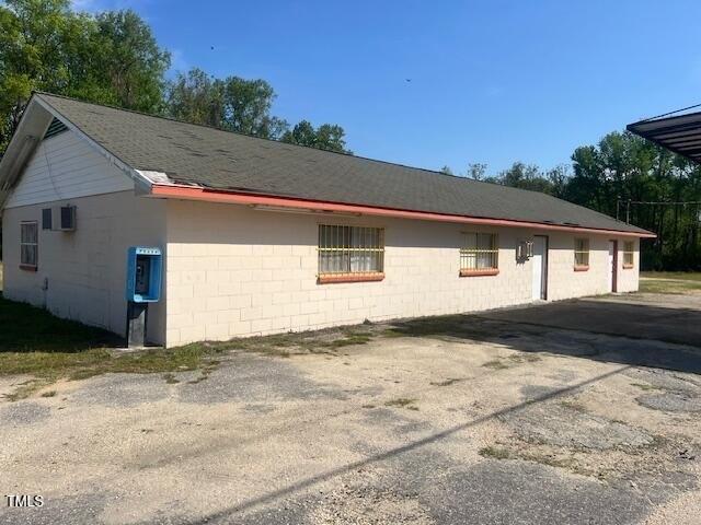 Currently Displayed Property Photo