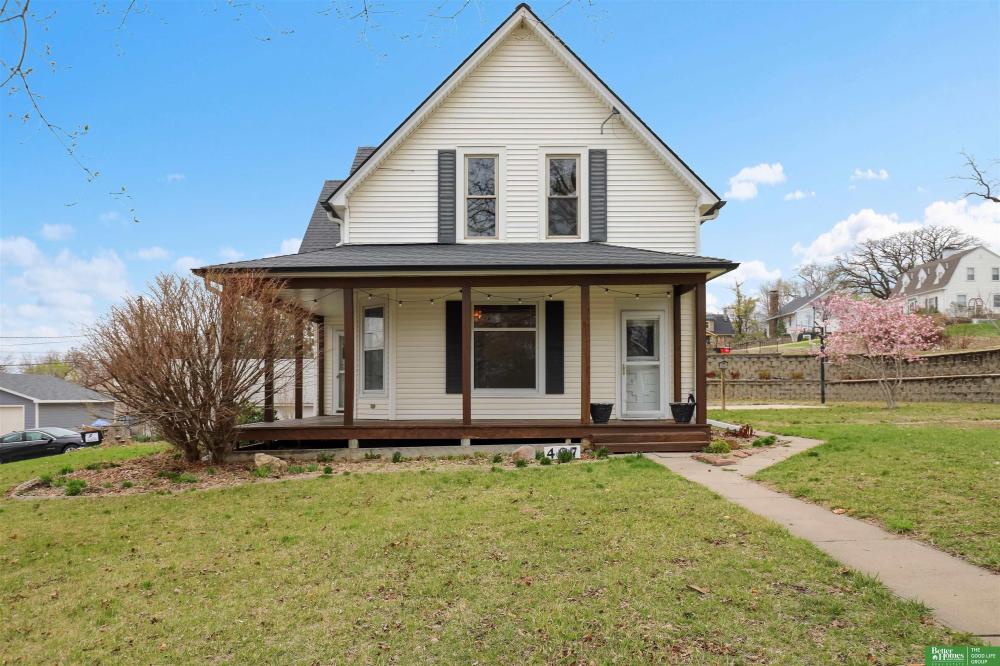Currently Displayed Property Photo