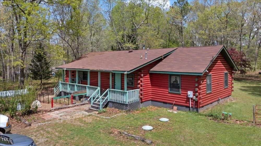 Currently Displayed Property Photo