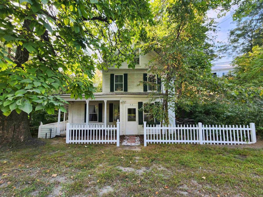 Currently Displayed Property Photo