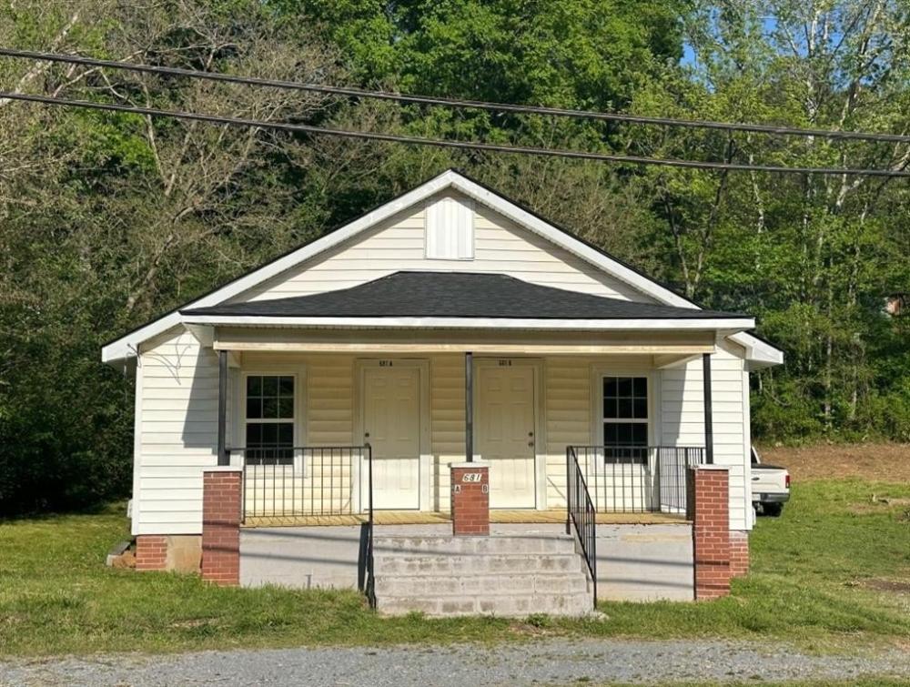 Currently Displayed Property Photo