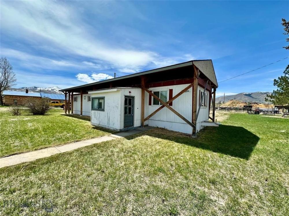 Currently Displayed Property Photo