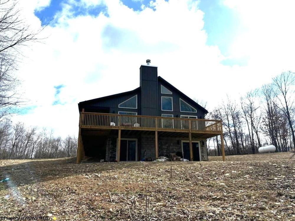Currently Displayed Property Photo