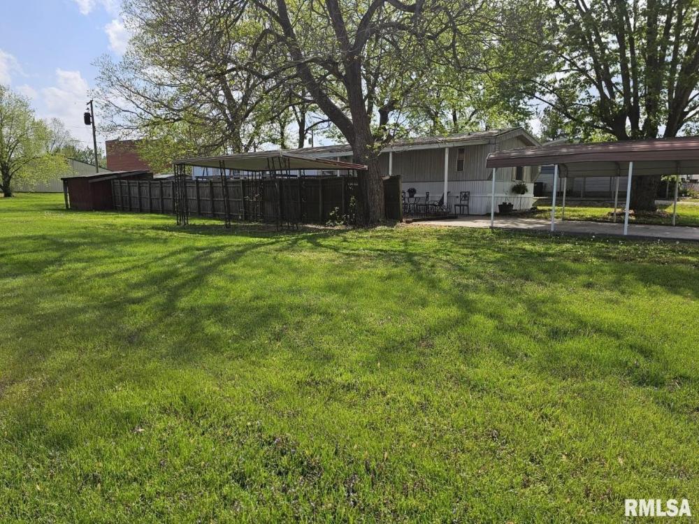 Currently Displayed Property Photo