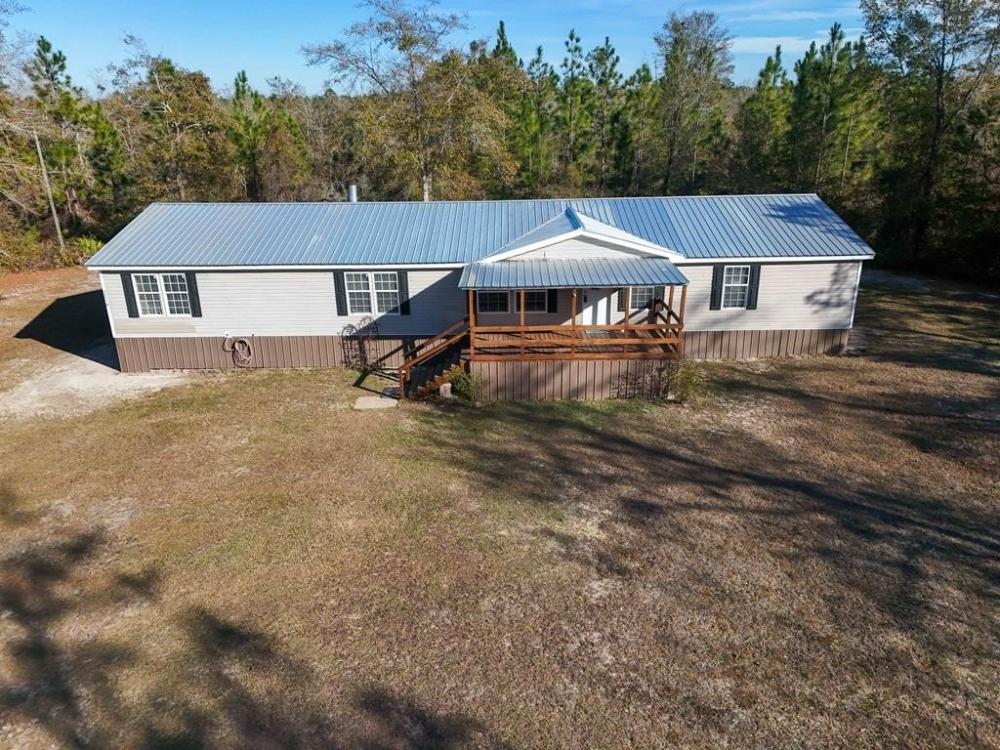 Currently Displayed Property Photo