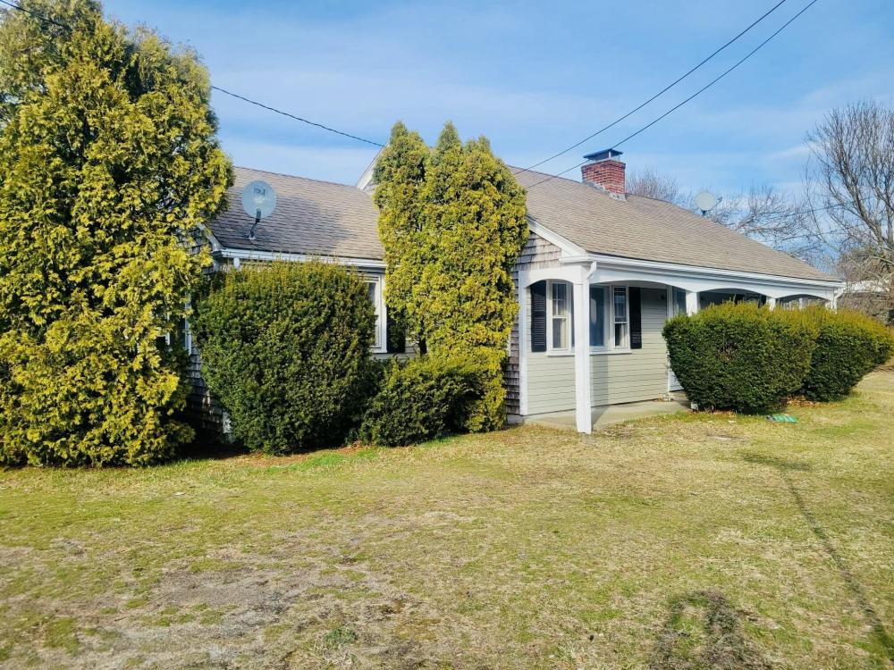 Currently Displayed Property Photo