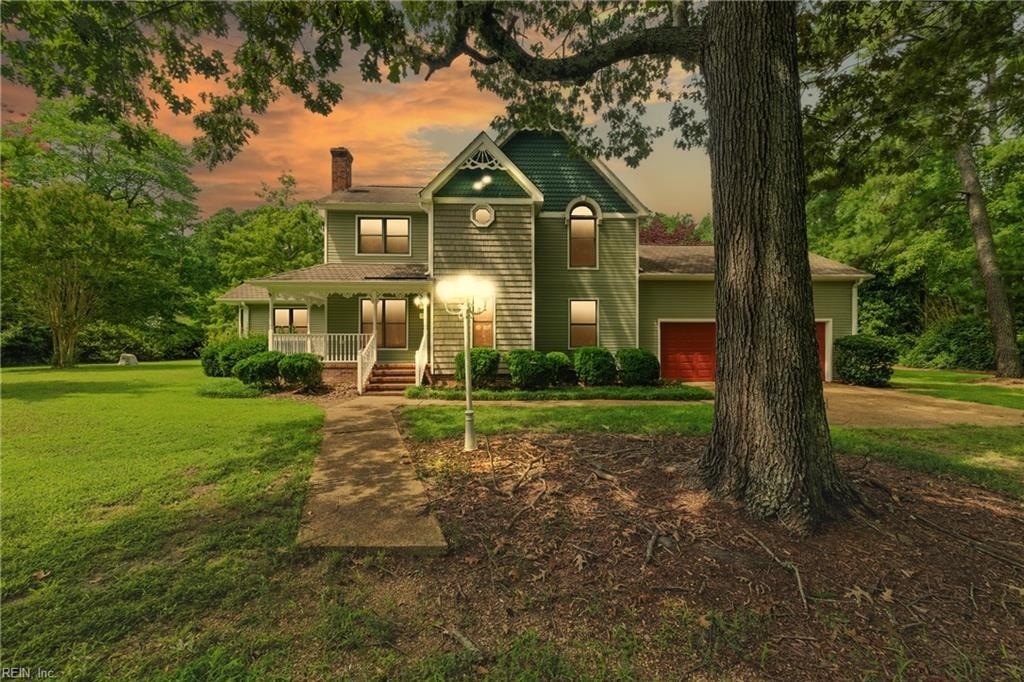 Currently Displayed Property Photo