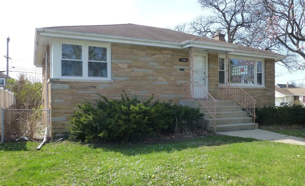 Currently Displayed Property Photo