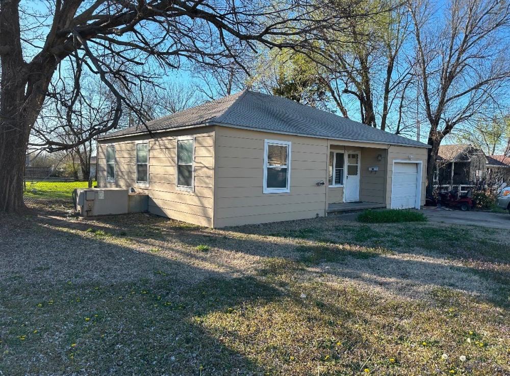 Currently Displayed Property Photo