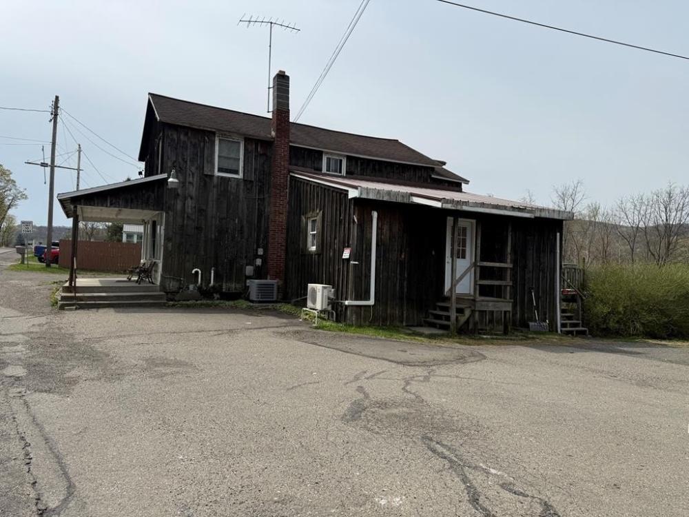 Currently Displayed Property Photo