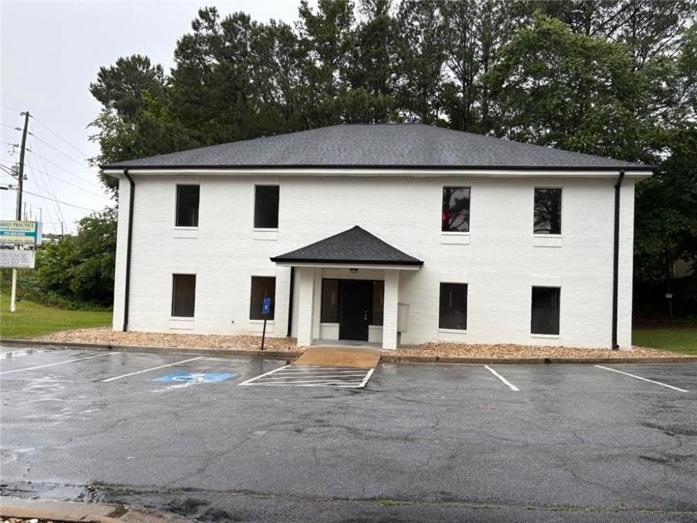 Currently Displayed Property Photo