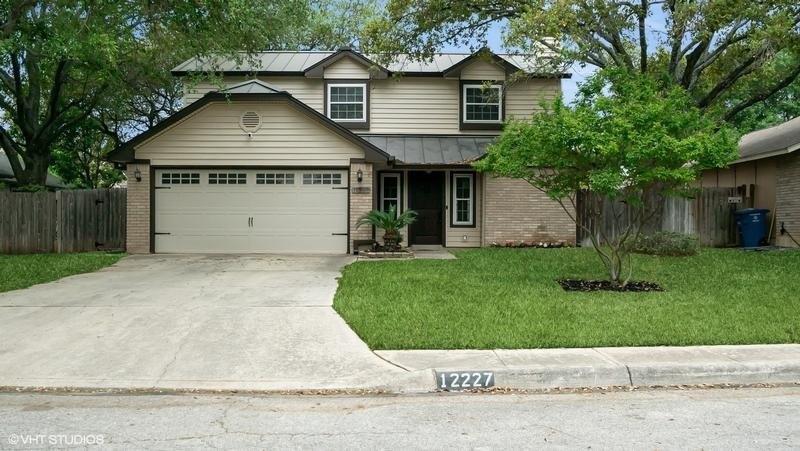 Currently Displayed Property Photo