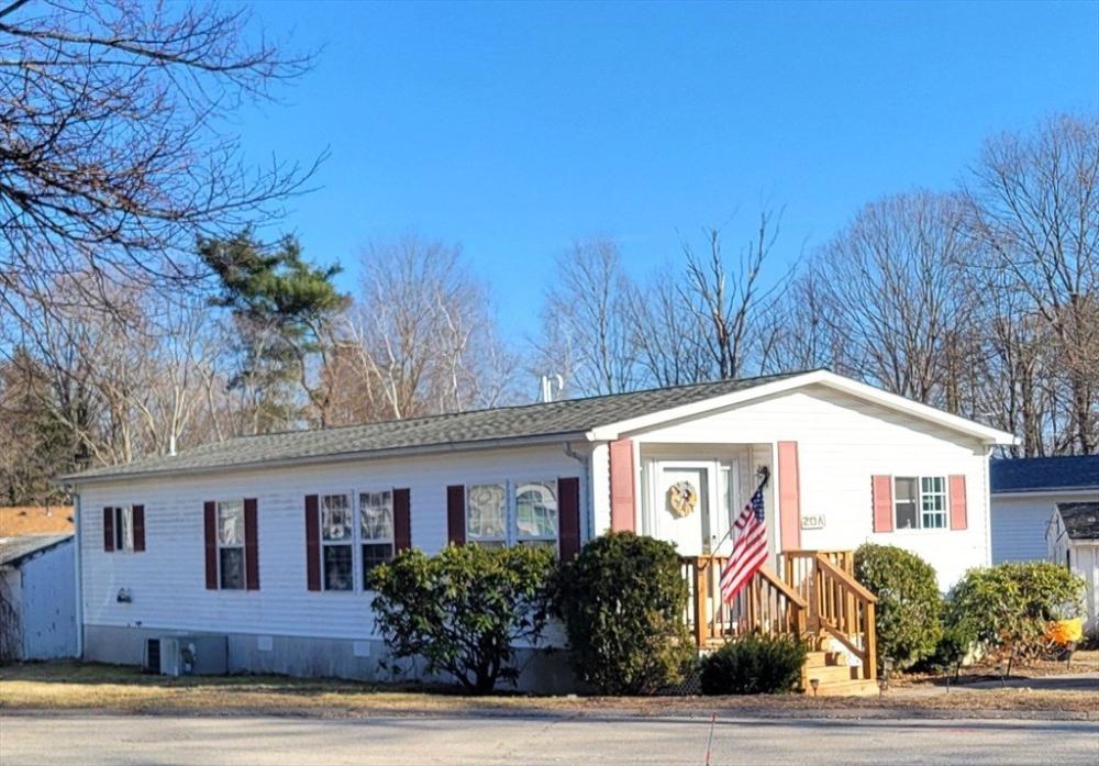 Currently Displayed Property Photo