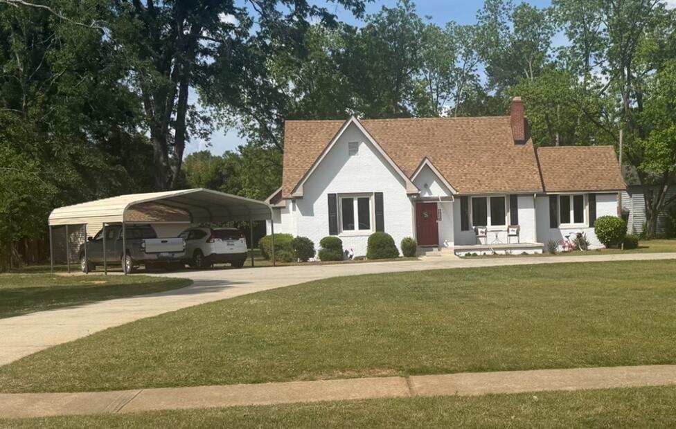 Currently Displayed Property Photo