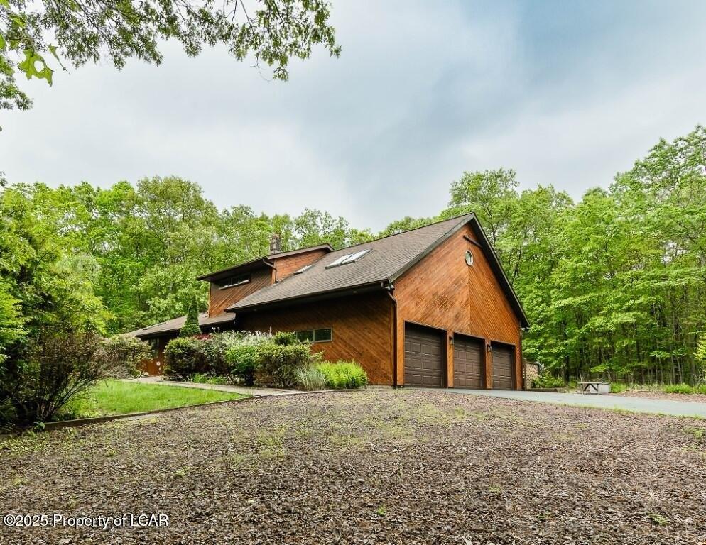 Currently Displayed Property Photo