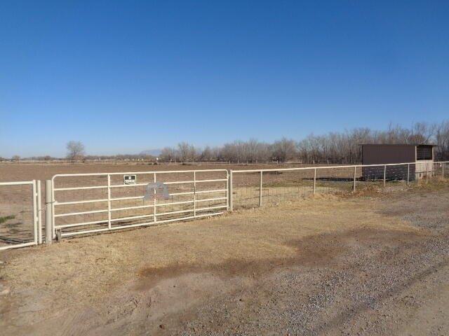 Currently Displayed Property Photo