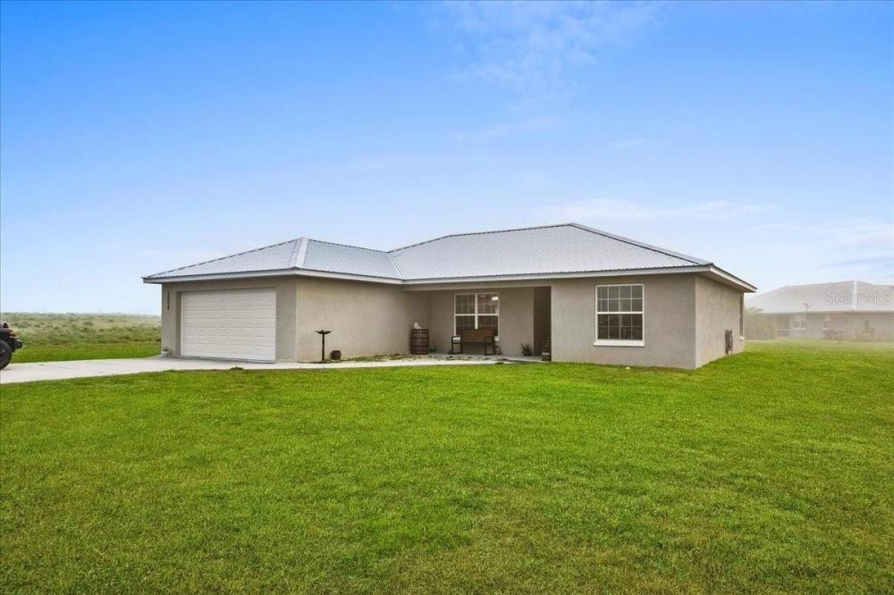 Currently Displayed Property Photo
