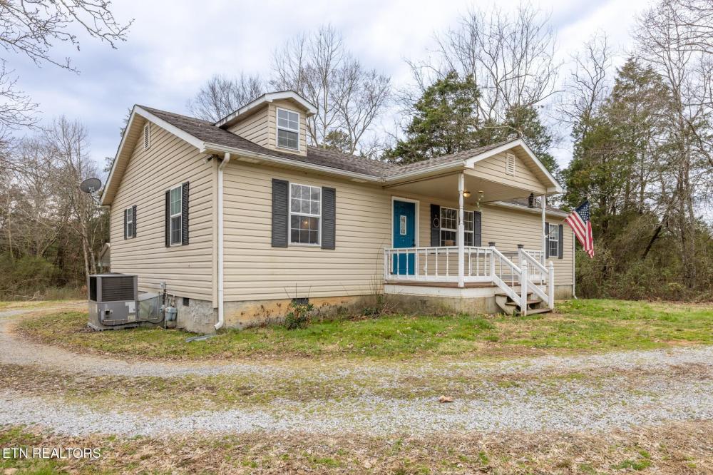 Currently Displayed Property Photo