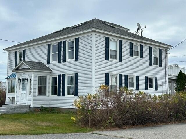 Currently Displayed Property Photo