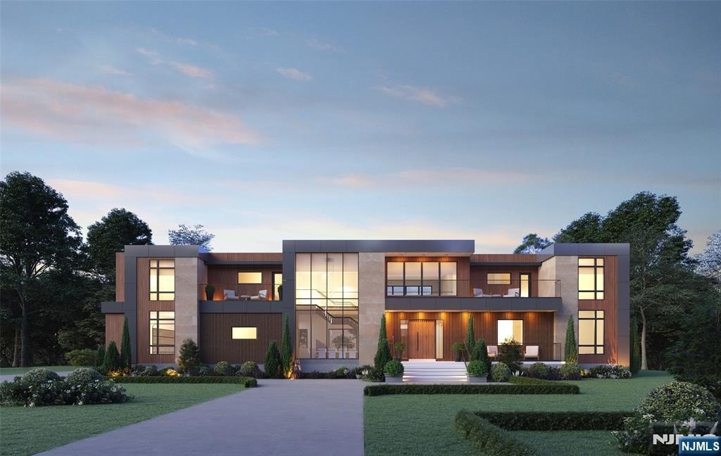 Currently Displayed Property Photo