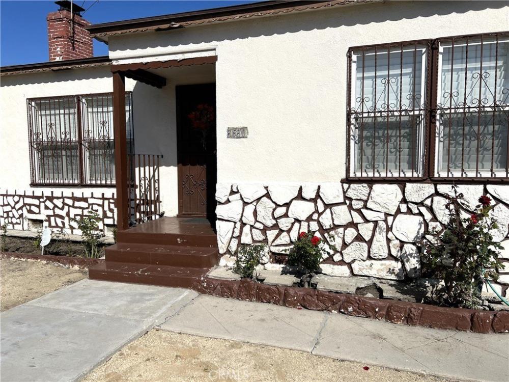 Currently Displayed Property Photo