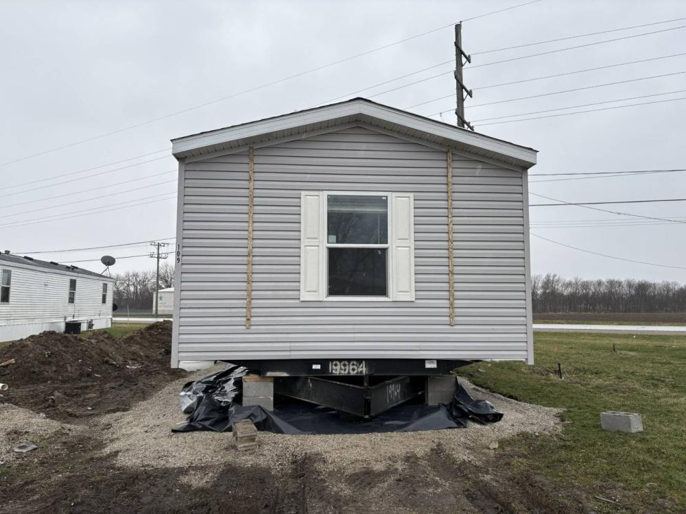 Currently Displayed Property Photo