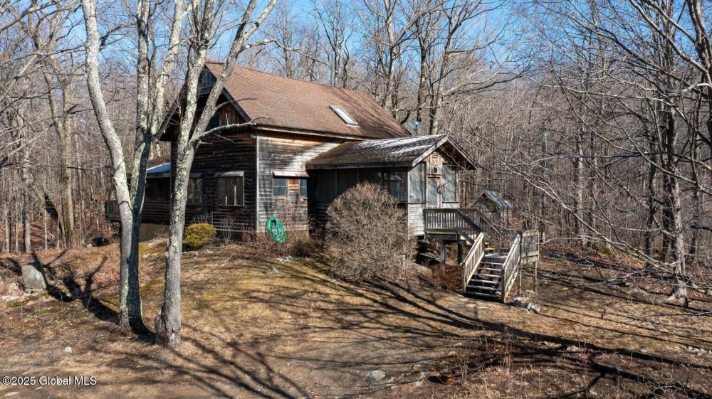 Currently Displayed Property Photo