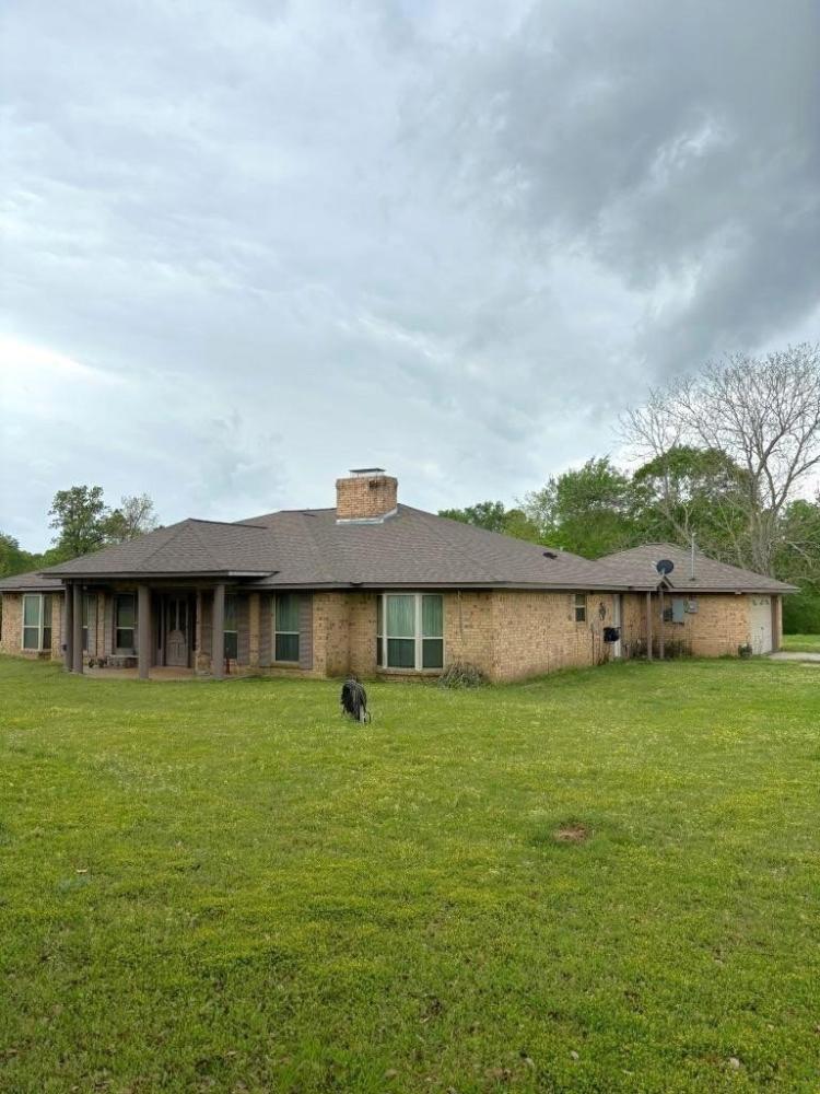 Currently Displayed Property Photo