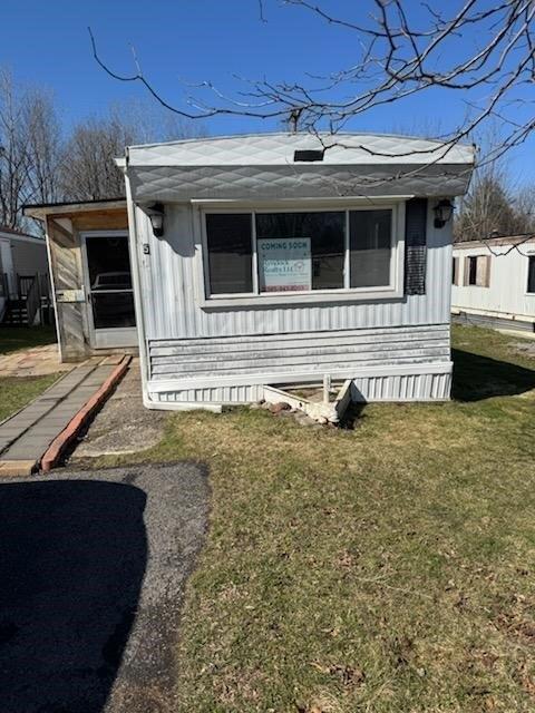 Currently Displayed Property Photo