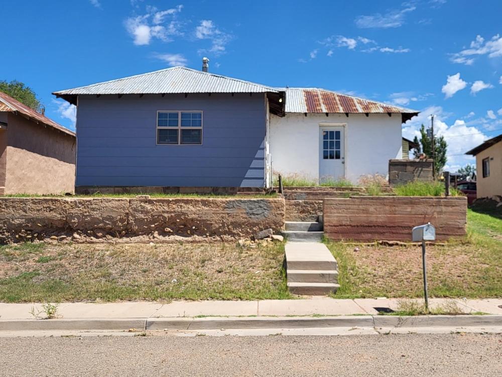 Currently Displayed Property Photo