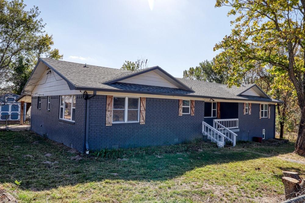 Currently Displayed Property Photo