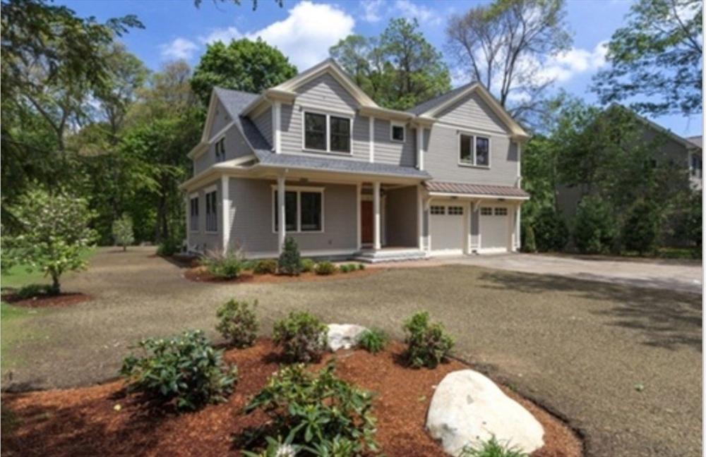 Currently Displayed Property Photo