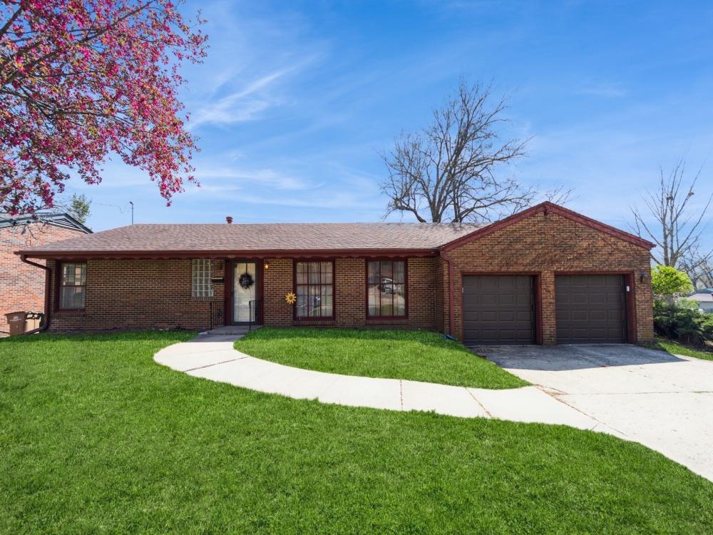 Currently Displayed Property Photo