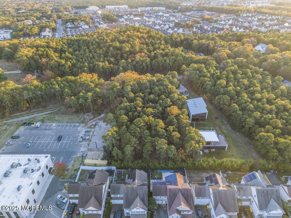 Currently Displayed Property Photo