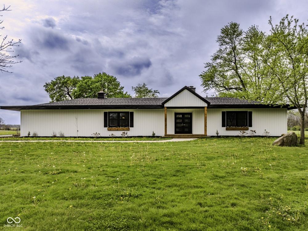 Currently Displayed Property Photo