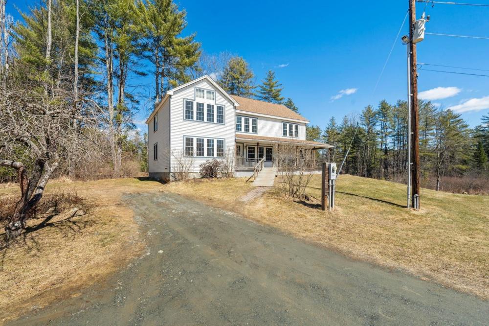 Currently Displayed Property Photo