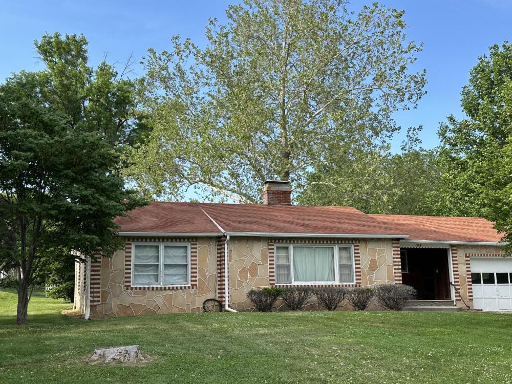Currently Displayed Property Photo