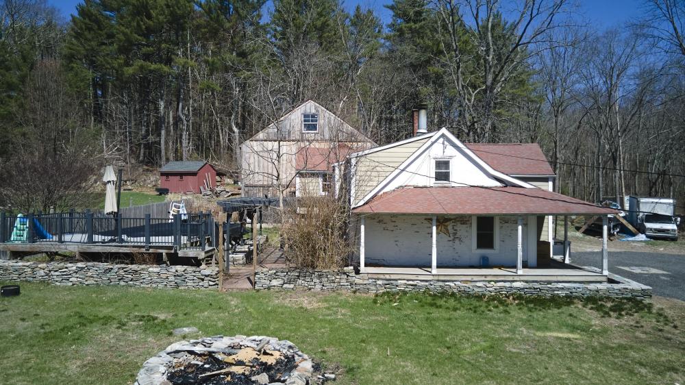 Currently Displayed Property Photo