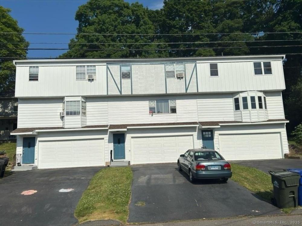 Currently Displayed Property Photo