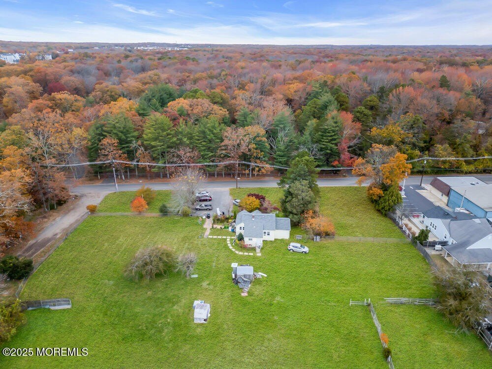 Currently Displayed Property Photo