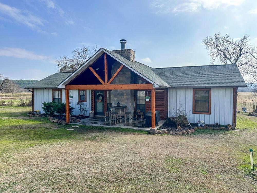 Currently Displayed Property Photo