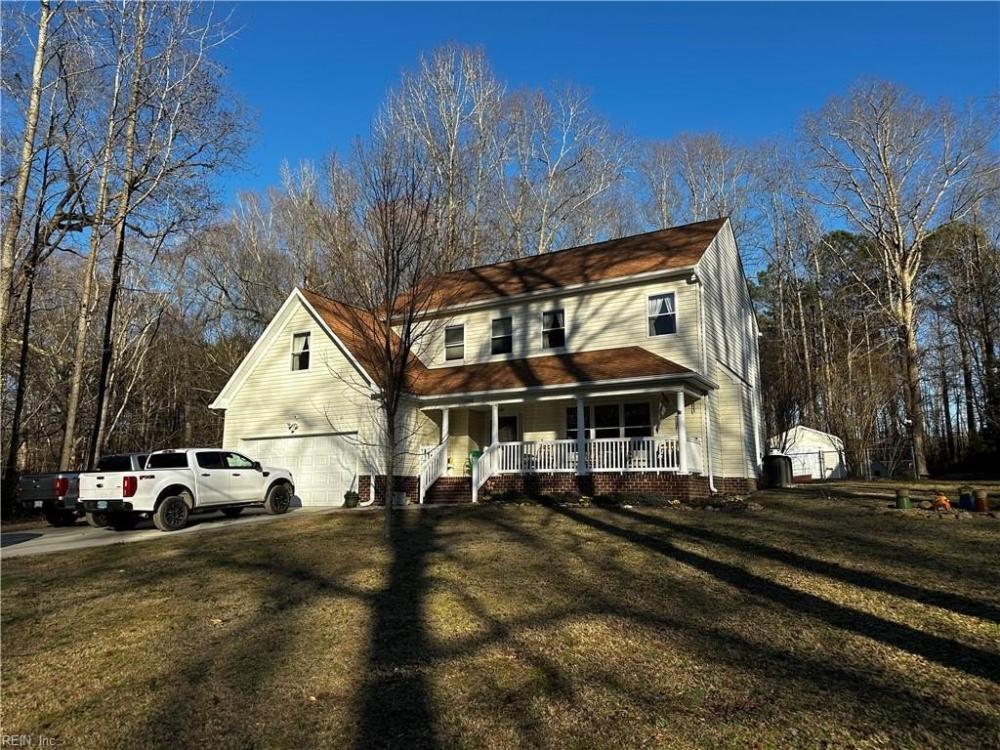 Currently Displayed Property Photo