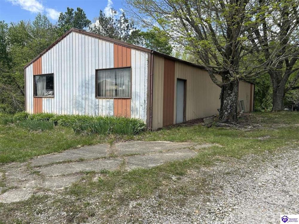 Currently Displayed Property Photo