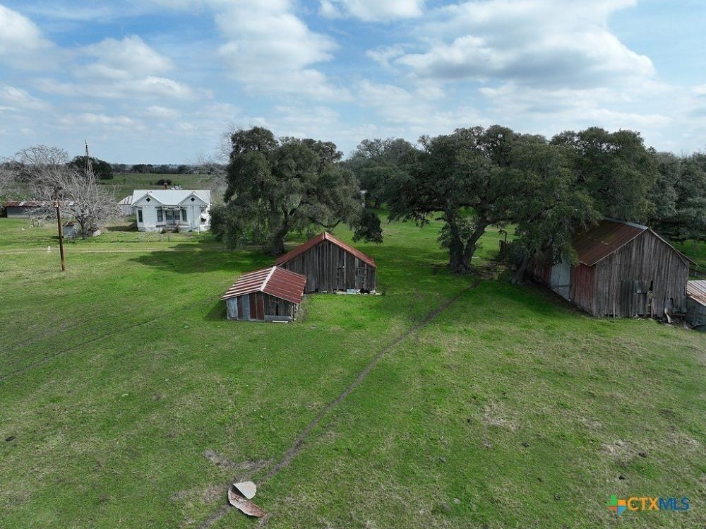 Currently Displayed Property Photo
