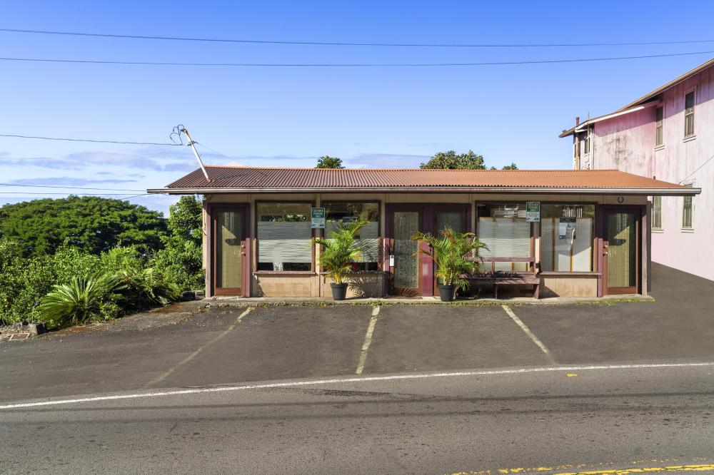 Currently Displayed Property Photo